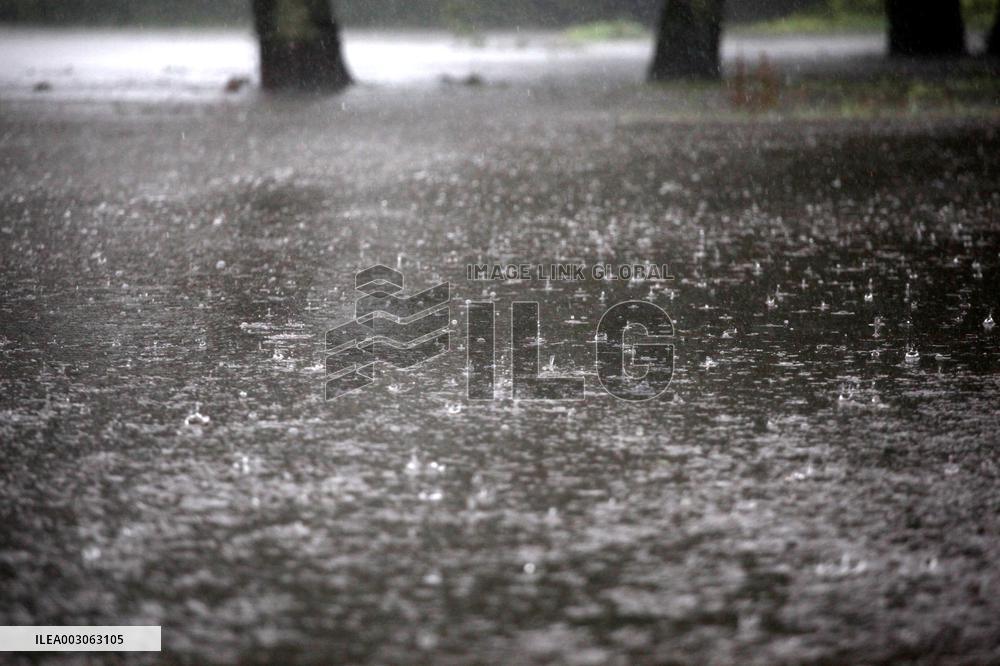 Rain and storm in Riga