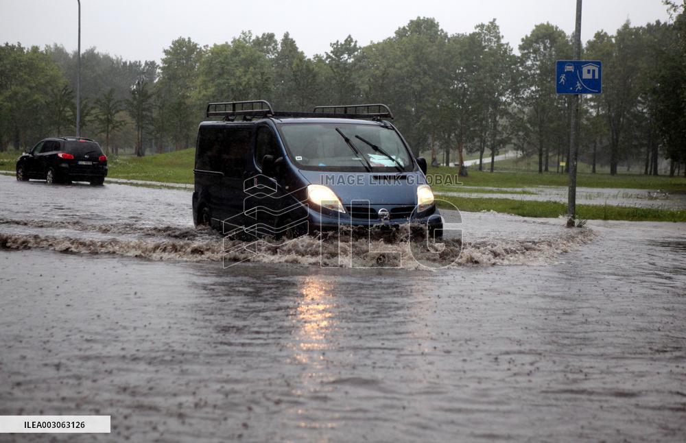 Rain and storm in Riga