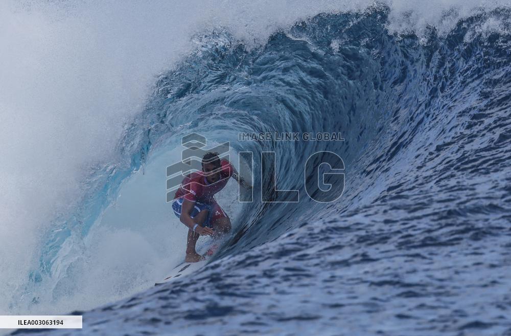 Paris 2024 - Women's Round 2 Heat Of Surfing