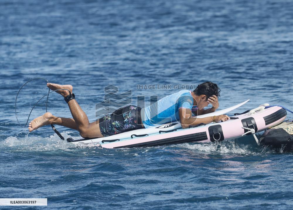 Paris 2024 - Women's Round 2 Heat Of Surfing