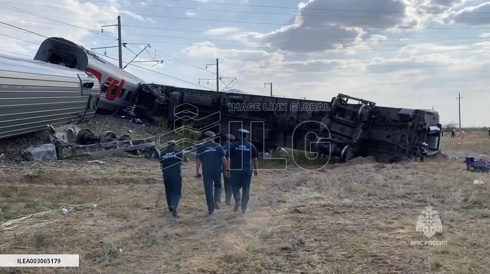 (SpotNews)RUSSIA-VOLGOGRAD-TRAIN-DERAIL