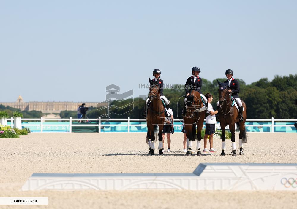(PARIS2024) FRANCE-VERSAILLES-OLY-EQUESTRIAN