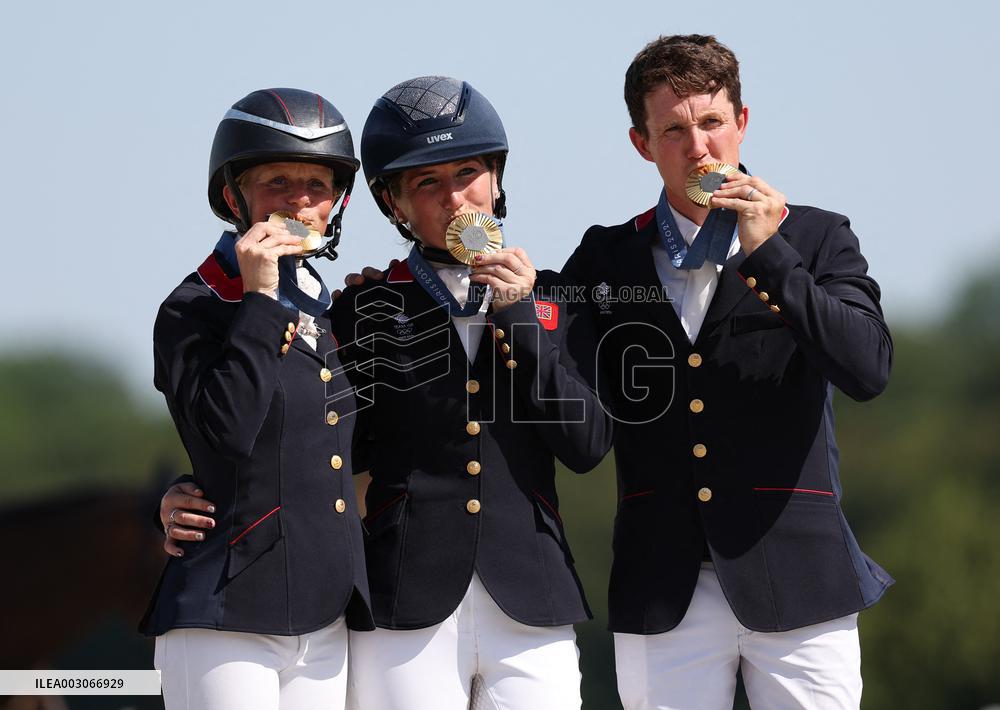 (PARIS2024) FRANCE-VERSAILLES-OLY-EQUESTRIAN