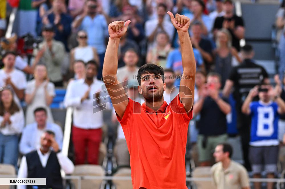 Paris 2024 - Carlos Alcaraz Secound Round