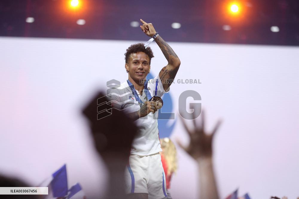 Paris 2024 - Amandine Buchard celebrating her bronze medal at Club France