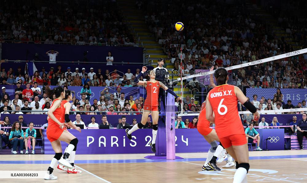 Paris 2024 - Women’s Volleyball - China v USA