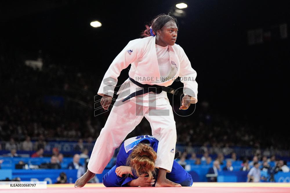 Paris 2024 - Judo - Clarisse Agbegnenou v Gili Sharir