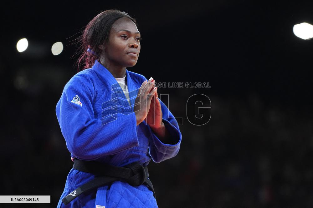 Paris 2024 - Judo - Clarisse Agbegnenou v Laura Fazliu