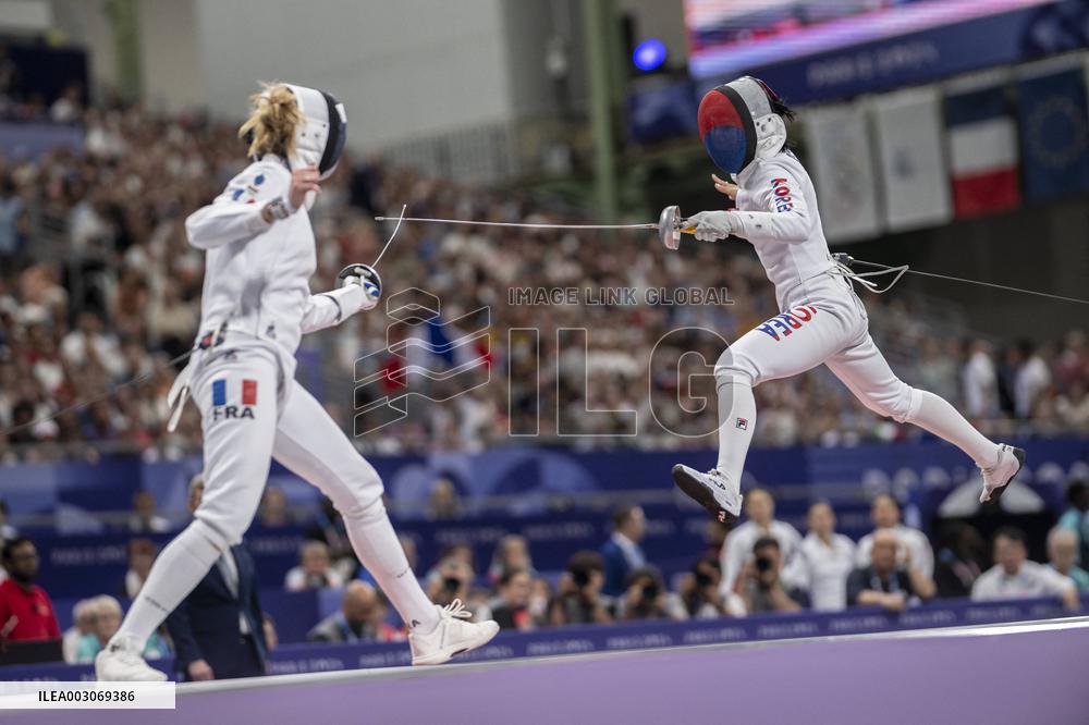 Paris 2024 - the women's epee team round of 8 - France v Korea