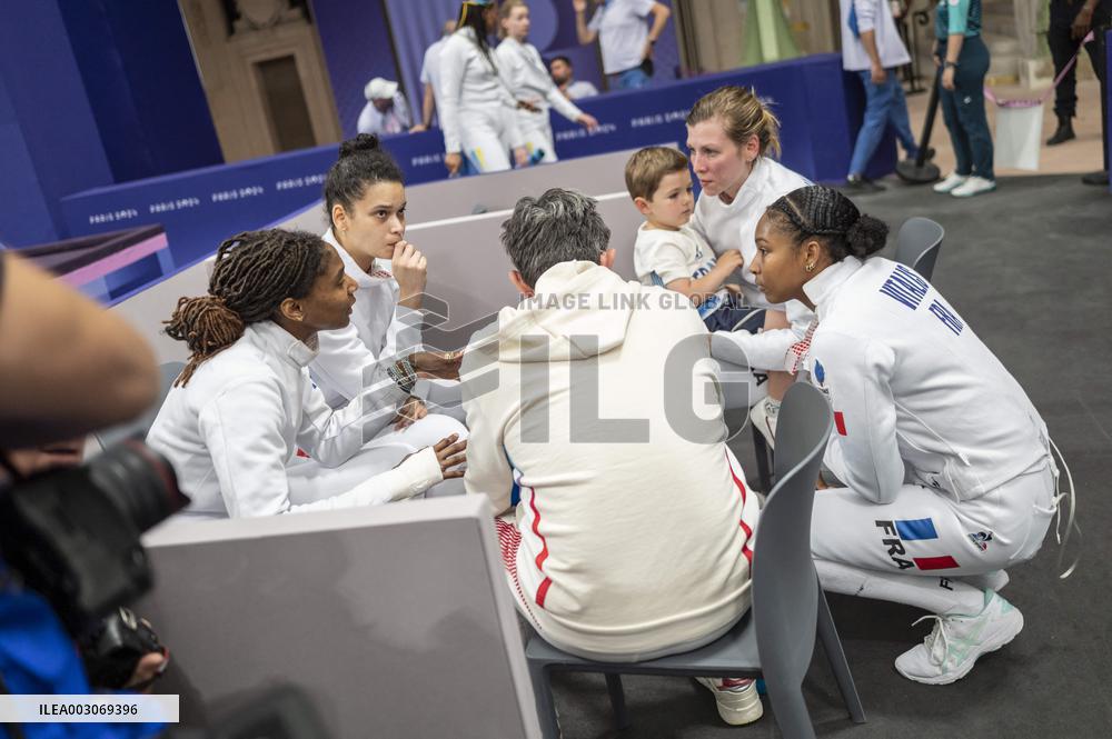 Paris 2024 - the women's epee team round of 8 - France v Korea