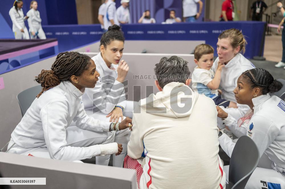 Paris 2024 - the women's epee team round of 8 - France v Korea