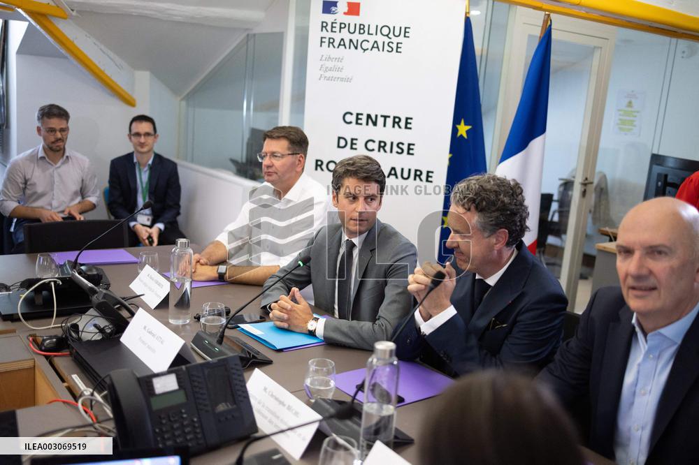 Gabriel Attal Visits The Heatwave Situation Crisis Centre - Paris