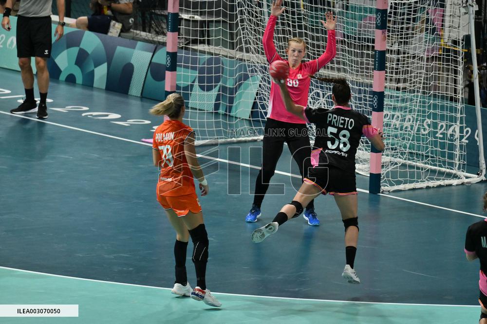 Paris 2024 - Handball - Netherlands v Spain