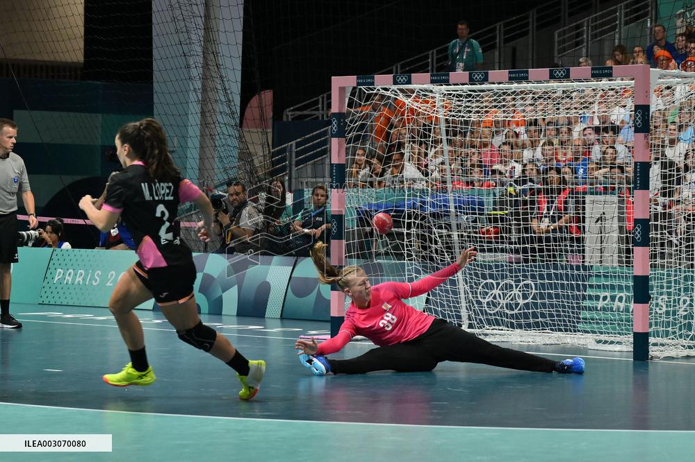 Paris 2024 - Handball - Netherlands v Spain