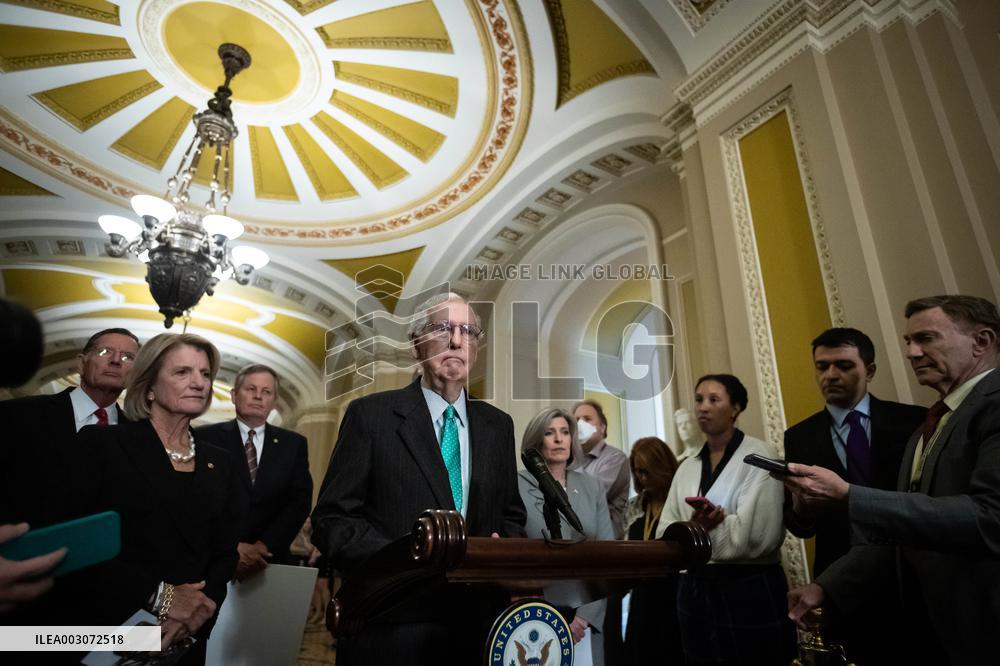 Senate Democrats And Republicans Press Conferences - Washington