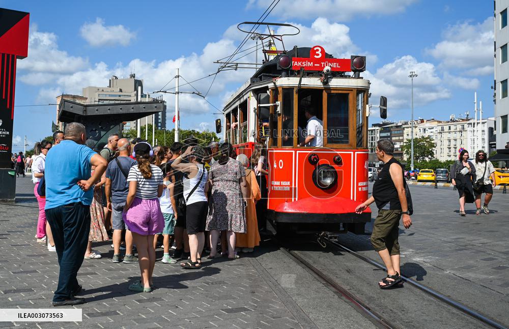 T?RKIYE-ISTANBUL-TAKSIM SQUARE