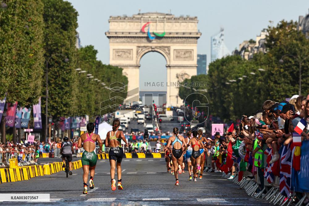 (PARIS2024)FRANCE-PARIS-OLY-TRIATHLON