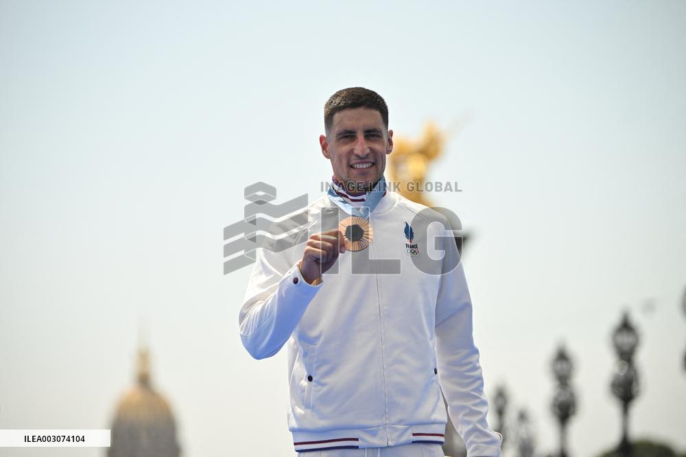 Paris 2024 - Men’s Triathlon Medal Ceremony