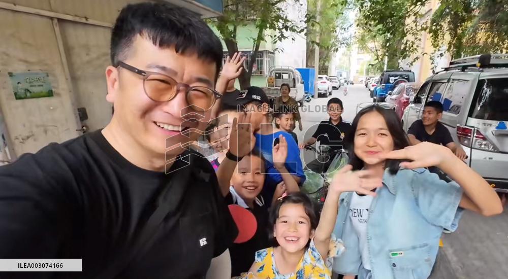 CHINA-XINJIANG-URUMQI-VLOGGER (CN)