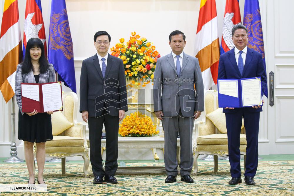 CAMBODIA-PHNOM PENH-PM-JOHN LEE-MEETING