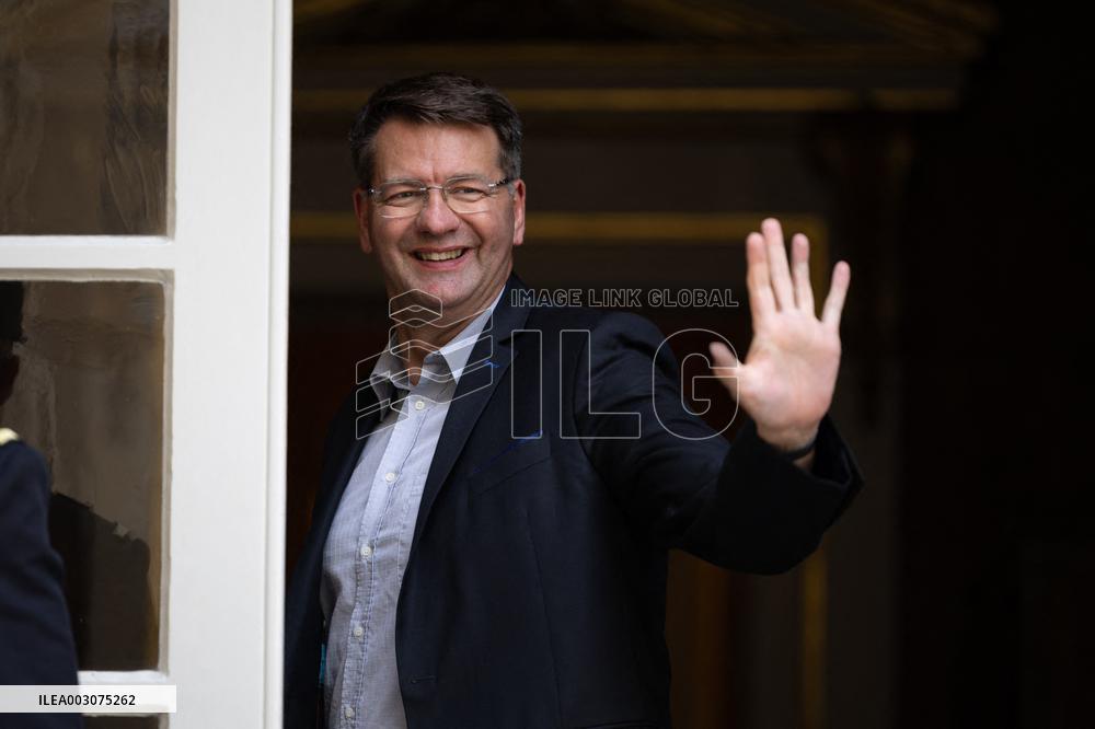 Olympic Games meeting at Matignon - Paris