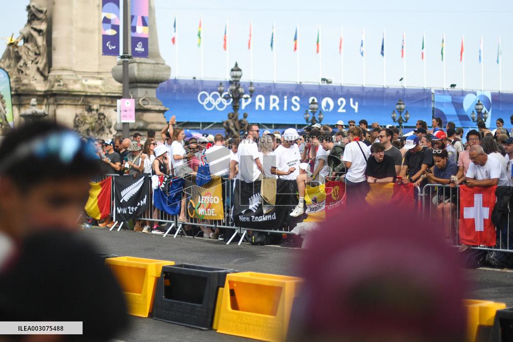 Paris 2024 - Triathlon Illustrations