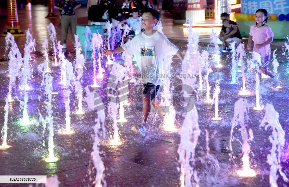 Children Cooled Off at The Fountain in Handan