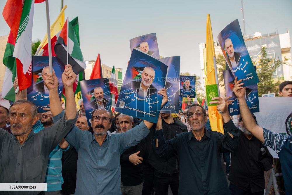 Demonstration In Iran Denouncing The Killing Of The Leader Of Hamas - Tehran