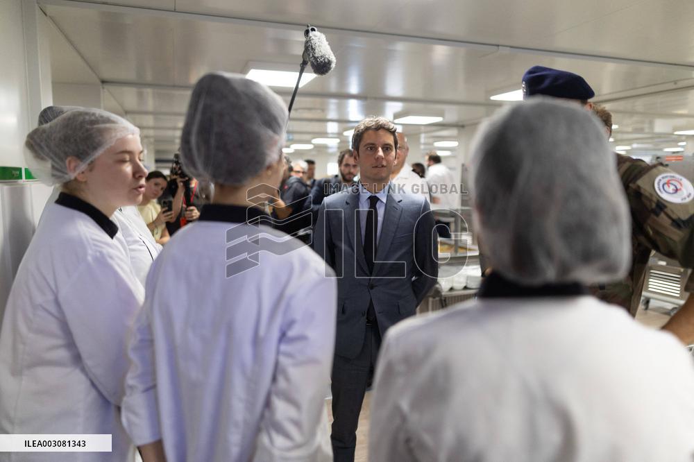 Gabriel Attal visits the Alain Mimoun military camp - Paris