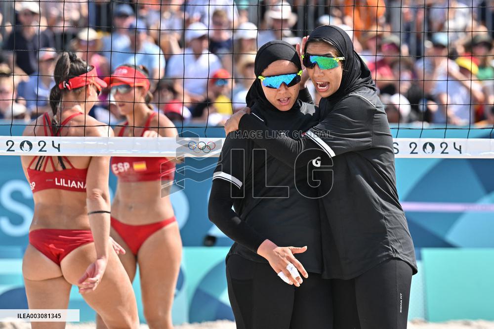 Paris 2024 - Women’s Beach Volleyball Spain v Egypt