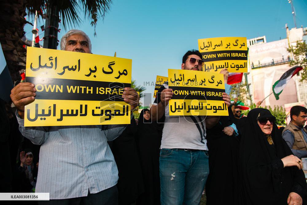 Demonstration In Iran Denouncing The Killing Of The Leader Of Hamas - Tehran