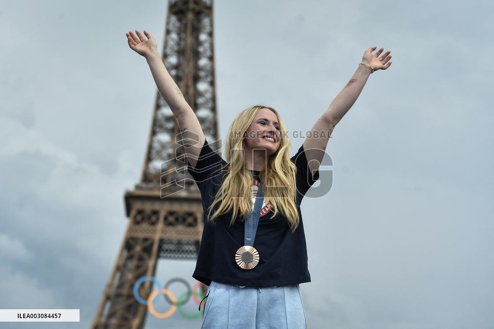 Paris 2024 - Fans welcome medalists at the Parc des Champions in Paris FA