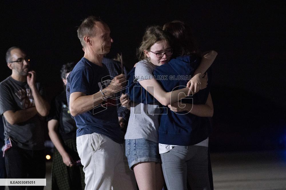 Biden Greets Freed US Prisoners After Swap Deal - Washington