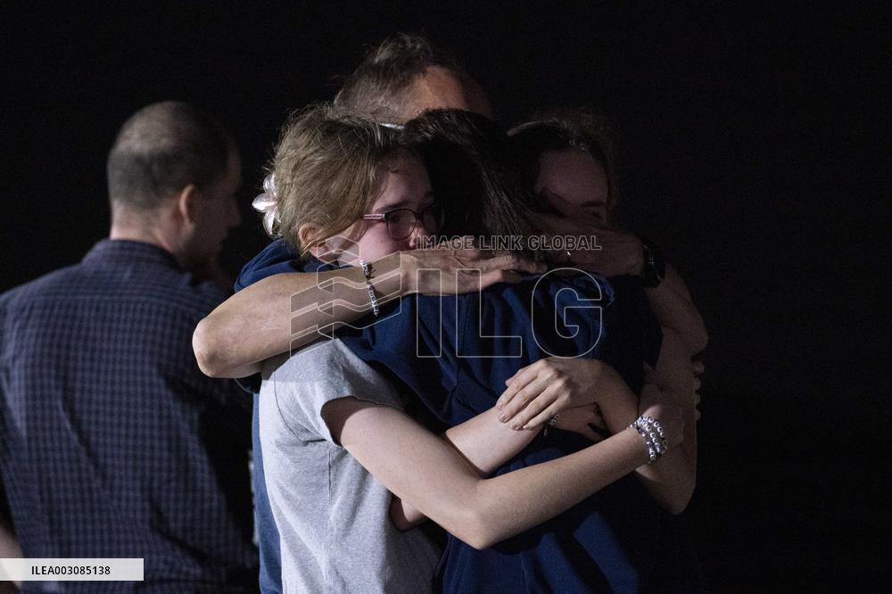 Biden Greets Freed US Prisoners After Swap Deal - Washington