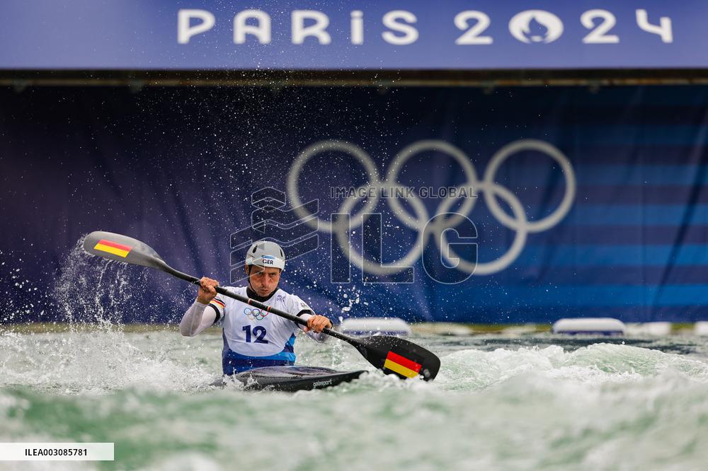 Paris 2024 - Italy’s De Gennaro Takes Gold In The Men’s Kayak Single