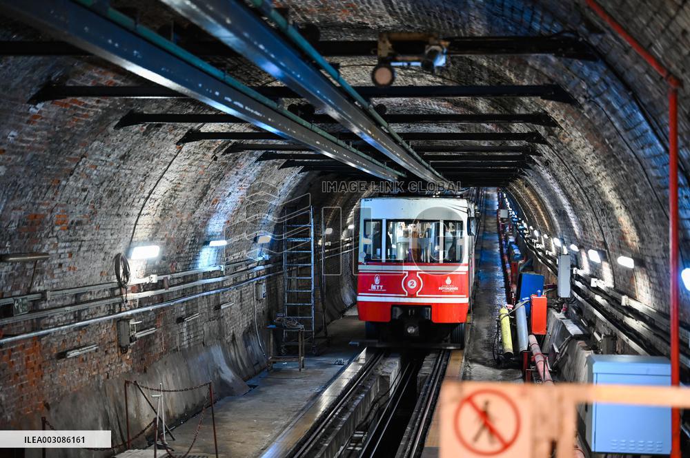 T?RKIYE-ISTANBUL-OLD SUBWAY