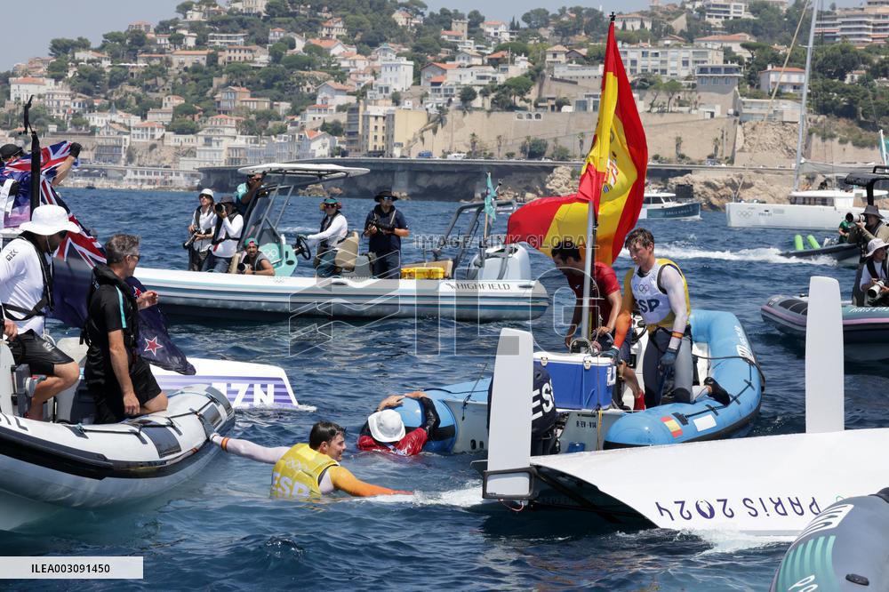 Paris 2024 - Men's Skiff 49Erfx Class Medal Race - Team Spain Wins Gold