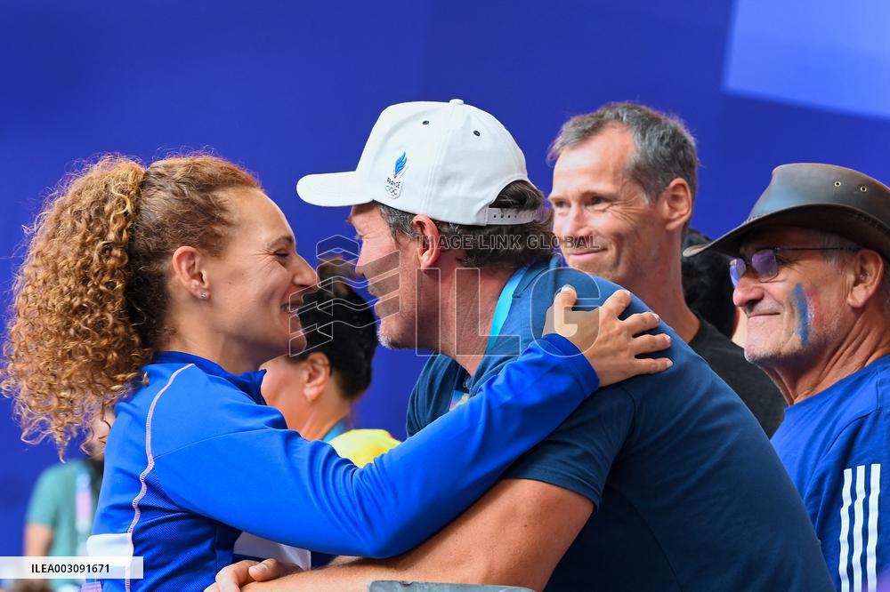 Paris 2024 - French Women's Discus Throw athlet Melina Robert Michon