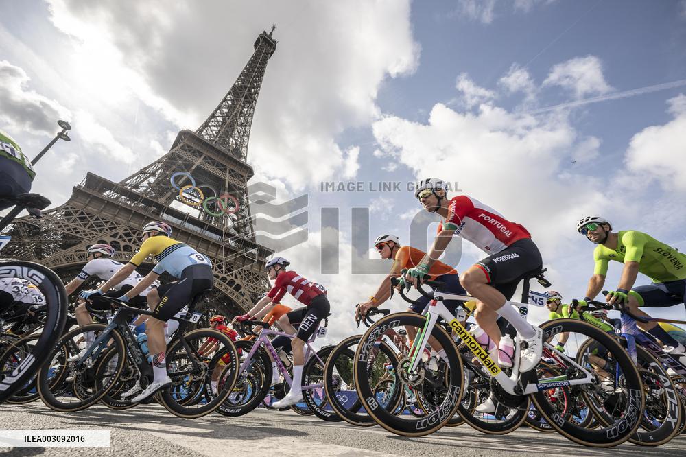 Paris 2024 -  Olympics cycling Race  (men)