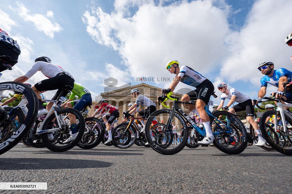 Paris 2024 - Olympics cycling Race (men)