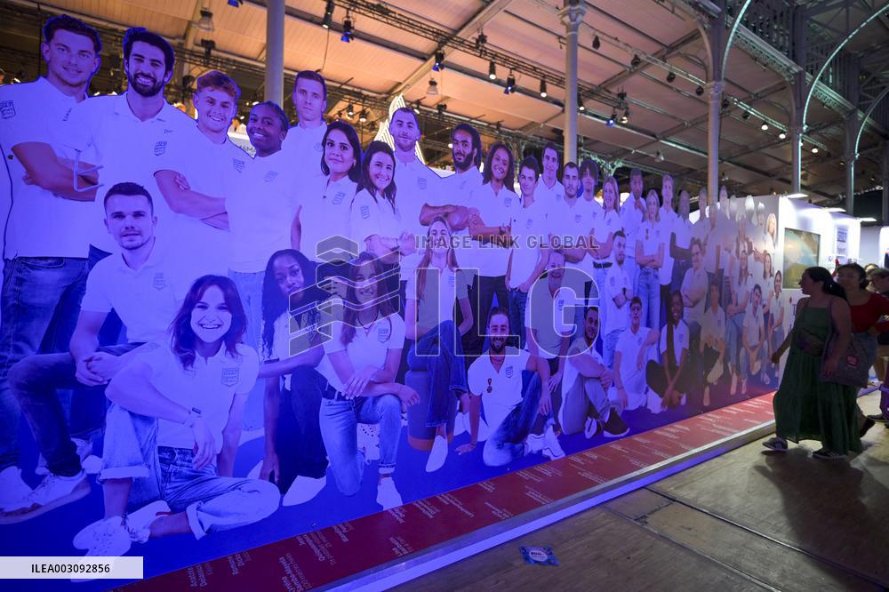 Paris 2024 - Supporters during Teddy Riner's Victory in Final at Club France