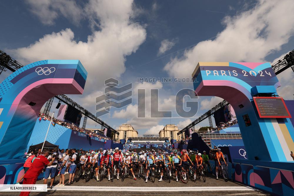 (PARIS2024)FRANCE-PARIS-OLY-CYCLING ROAD
