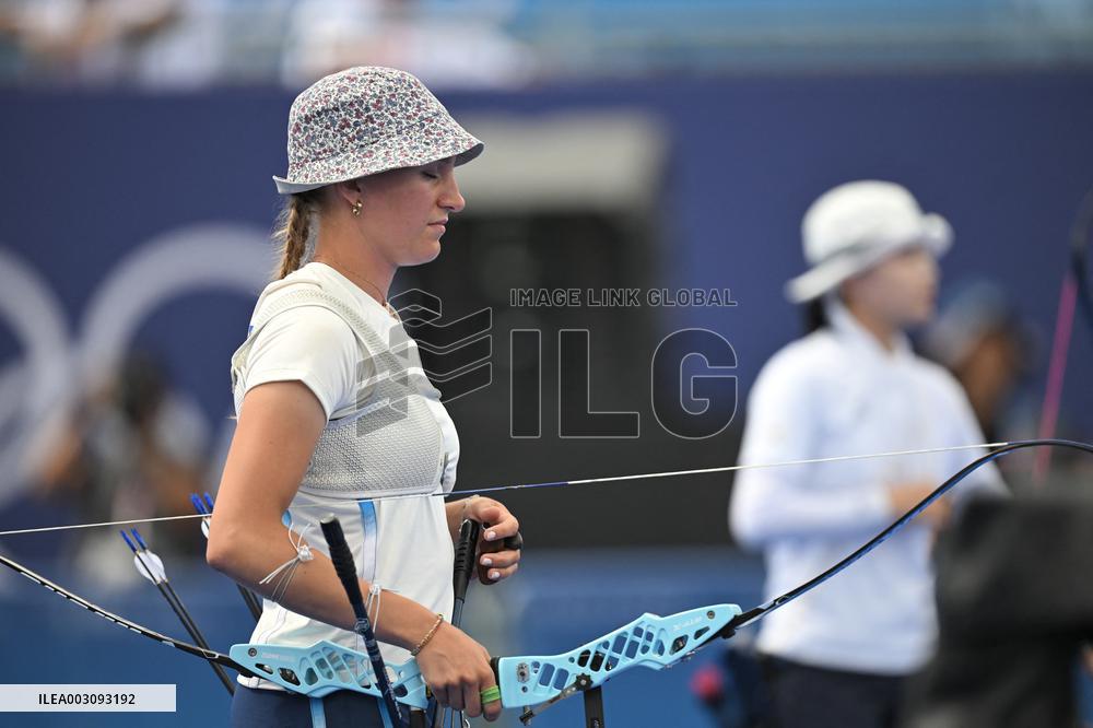 Paris 2024 - Lisa Barbelin of Team France wins bronze medal Archery