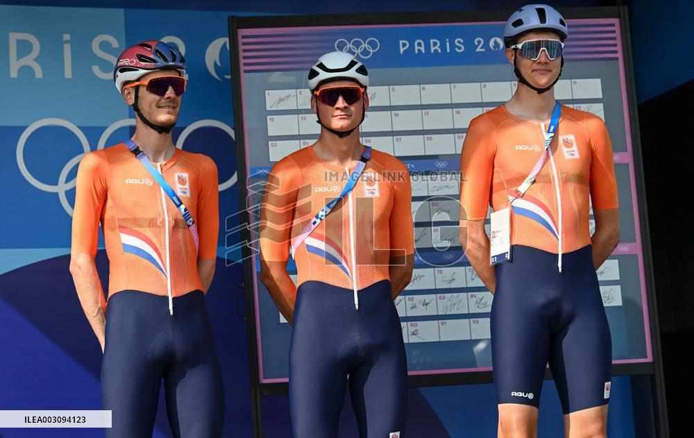 (PARIS2024)FRANCE-PARIS-OLY-CYCLING ROAD