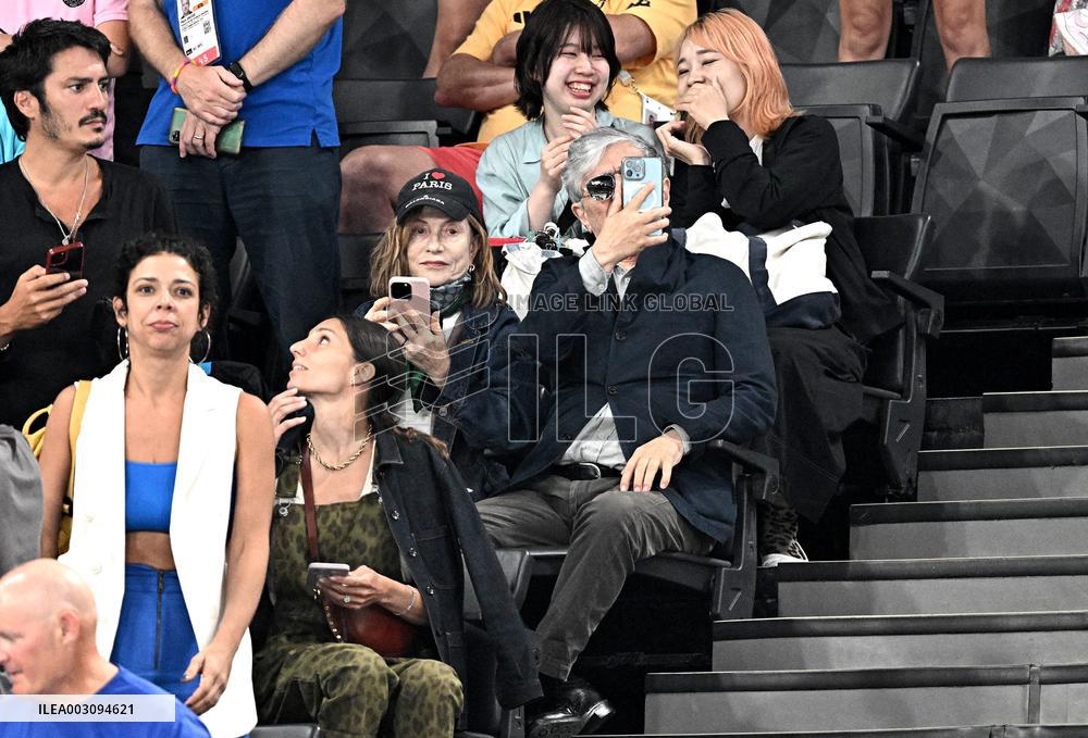 Paris 2024 - Gymnastic - Isabelle Huppert In The Stands