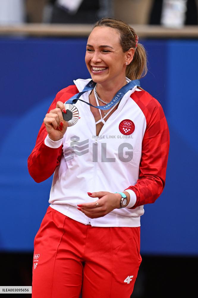 Paris 2024 - Tennis - Qinwen Zheng Wins Gold