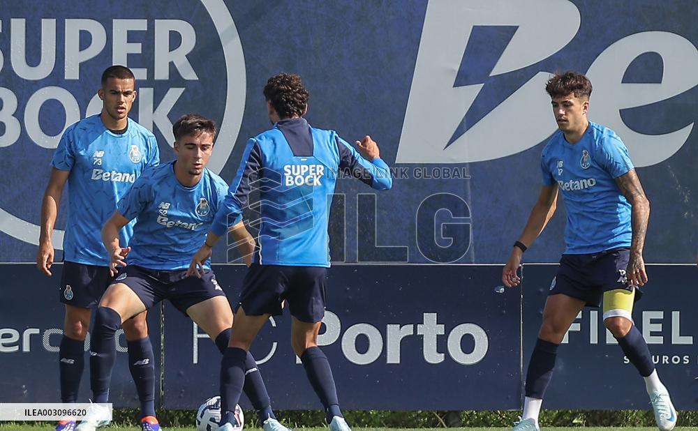 FC Porto training