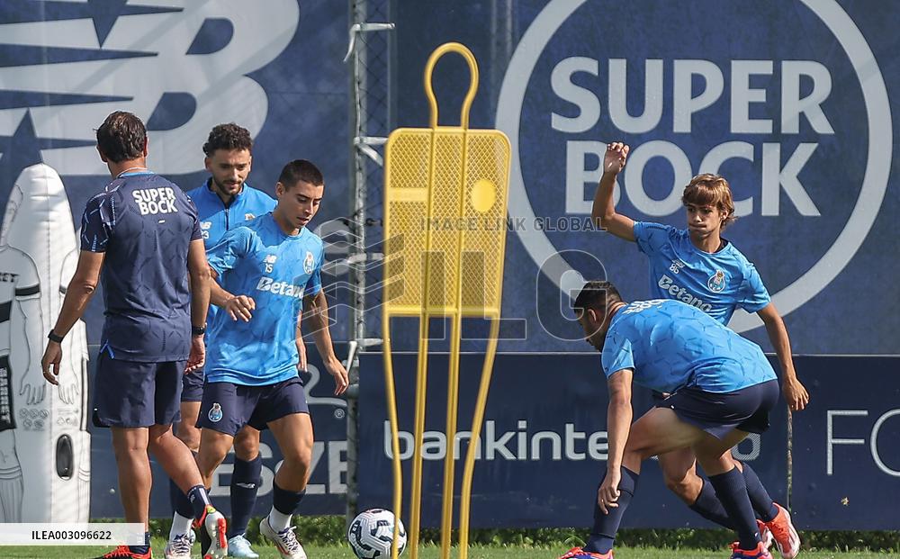 FC Porto training