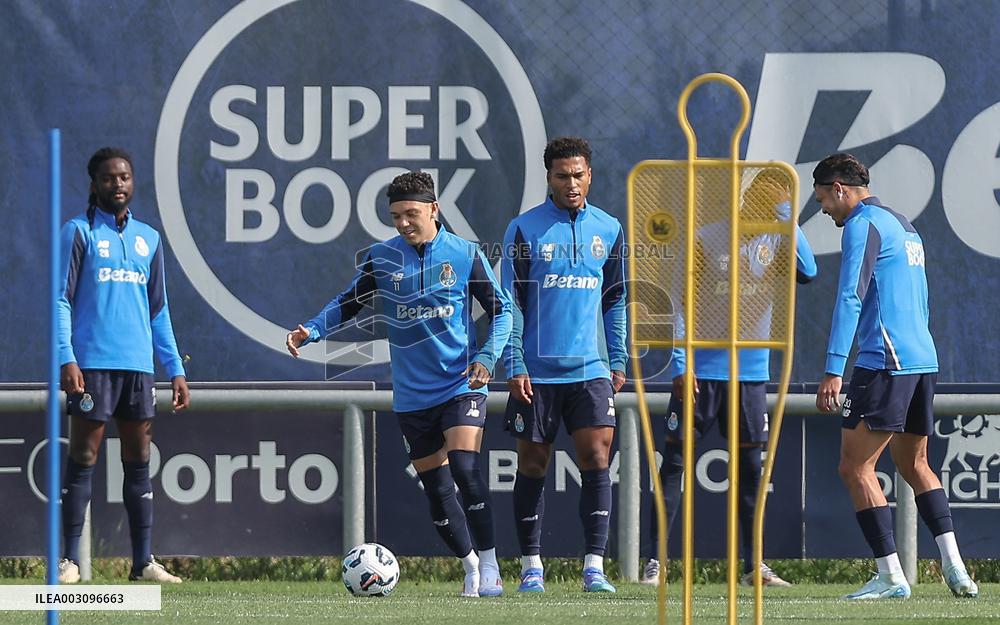 FC Porto training