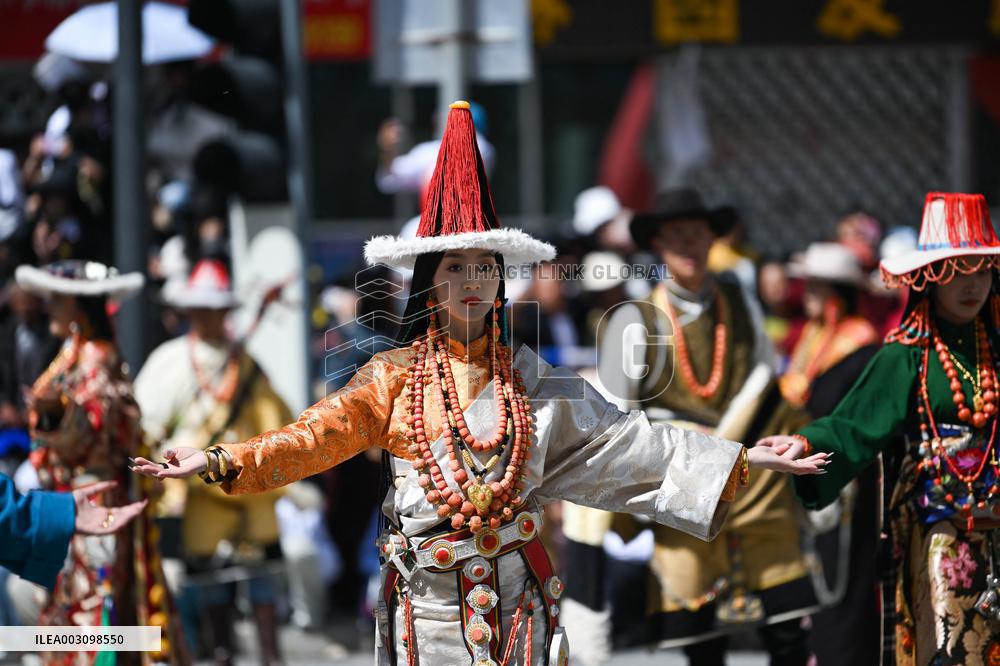 XINHUA PHOTOS OF THE DAY